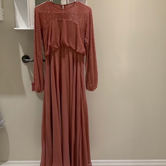 ASOS DESIGN Maternity maxi dress with linear yoke🦜 - Picture 4 of 9